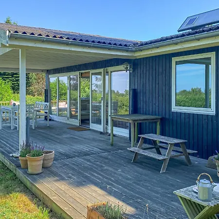 Vakantiehuis Prachtig Met 4 Slaapkamers In