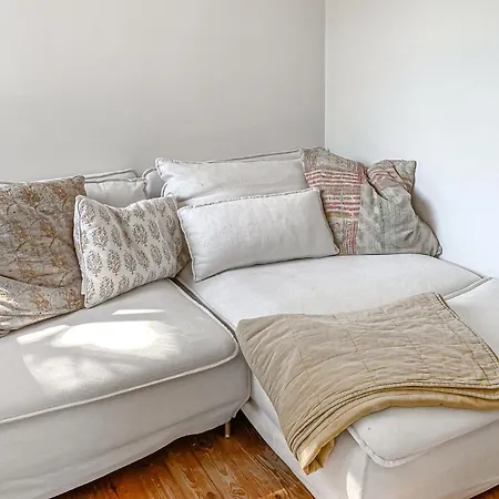 בית נופש 4 Bedroom Stunning In *